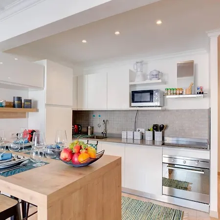 Friendly & Designed In The Golden Square Lägenhet