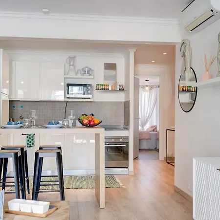 Apartment Friendly & Designed In The Golden Square Nice