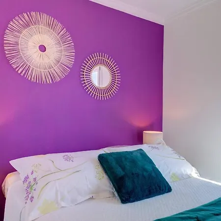 Friendly & Designed In The Golden Square Apartment Nizza